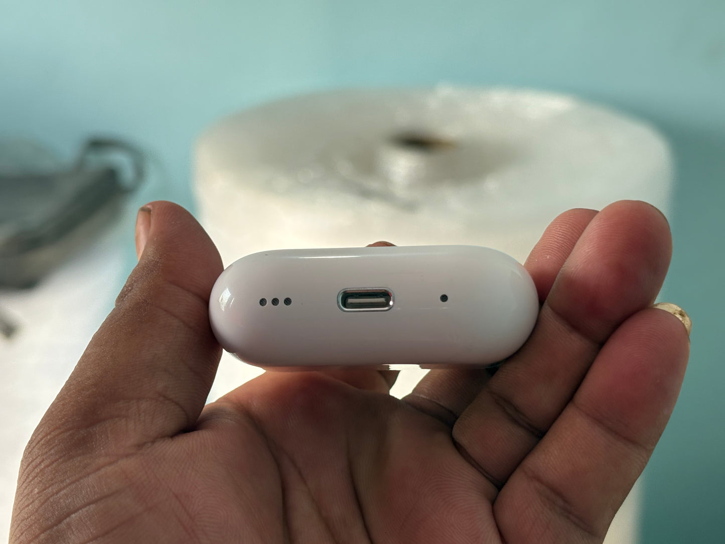 AirPods Pro 2nd Generation ANC noise cancellation support, and wireless support, 4 items free